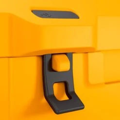 Dometic Patrol 20 Portable Cooler Yellow Handle -Nordis Camping Shop dom 9600028794 005