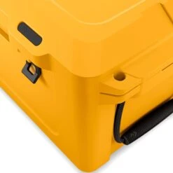 Dometic Patrol 20 Portable Cooler Yellow Handle -Nordis Camping Shop dom 9600028794 006
