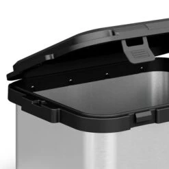 Dometic Hard Storage 50L Box Silver Grey 11 Dometic Hard Storage 50L Box Silver Grey -Nordis Camping Shop dom 9600051031 006