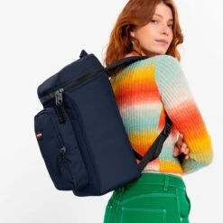 Eastpak Kooler 20.5L Cooler Backpack Dark Blue Black 9 Eastpak Kooler 20.5L Cooler Backpack Dark Blue Black -Nordis Camping Shop eap ek0a5b9sl83 005