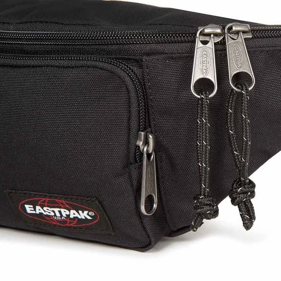 Eastpak Page Belt Pack Black 4 Eastpak Page Belt Pack Black - Image 4
