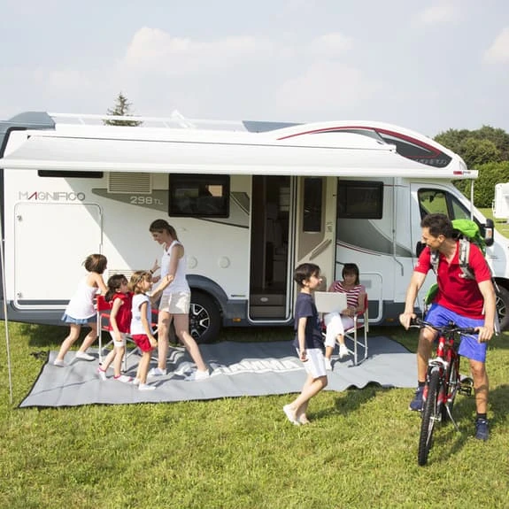 Fiamma F45S 3 M Awning White Grey 5 Fiamma F45S 3 M Awning White Grey - Image 5