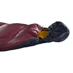 Nordisk Oscar Curve M +10C Sleeping Bag Red Black Yellow -Nordis Camping Shop nsk 5703384084042 006