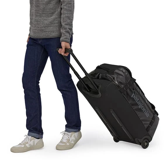 Patagonia Black Hole Wheeled Duffel 70L Trolley Suitcase Black 2 Patagonia Black Hole Wheeled Duffel 70L Trolley Suitcase Black - Image 2
