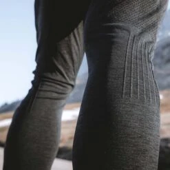 Compressport Hybrid Seamless Hurricane Pants Black -Nordis Camping Shop po au00017b 990 004