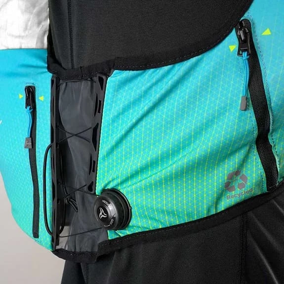 Raidlight Ultralight 12L Hydration Vest Blue Green White 5 Raidlight Ultralight 12L Hydration Vest Blue Green White - Image 5