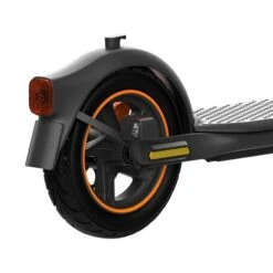 Segway Ninebot Kickscooter F40I Electric Scooter Dark Grey 11 Segway Ninebot Kickscooter F40I Electric Scooter Dark Grey -Nordis Camping Shop seg aa.00.0013.10 006